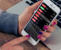 william-iven-dAmHWsRYP9c-unsplash Mobile application with graph